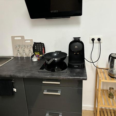 Ubuntu House - Charleroiアパートメント エクステリア 写真