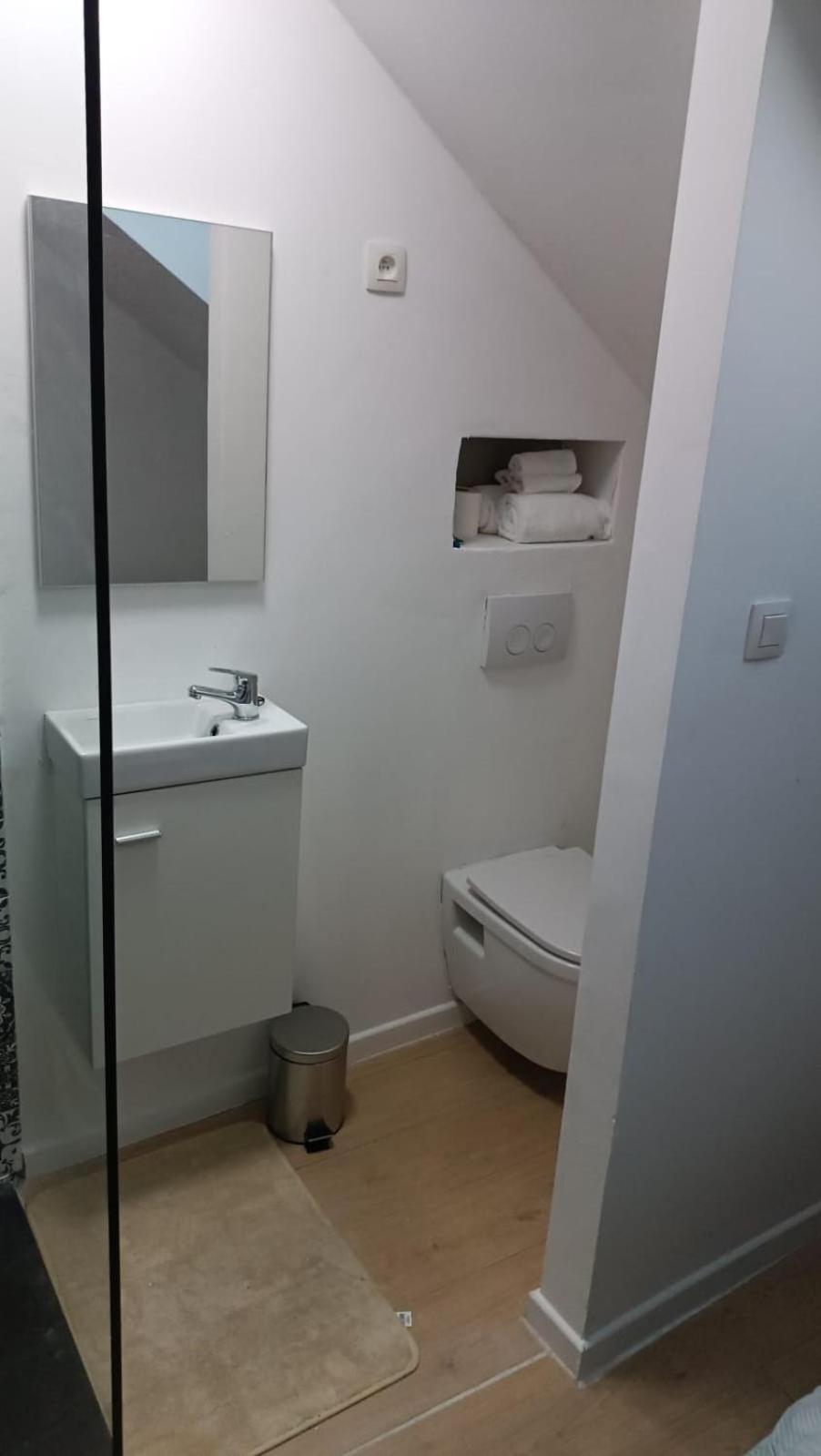 Ubuntu House - Charleroiアパートメント エクステリア 写真